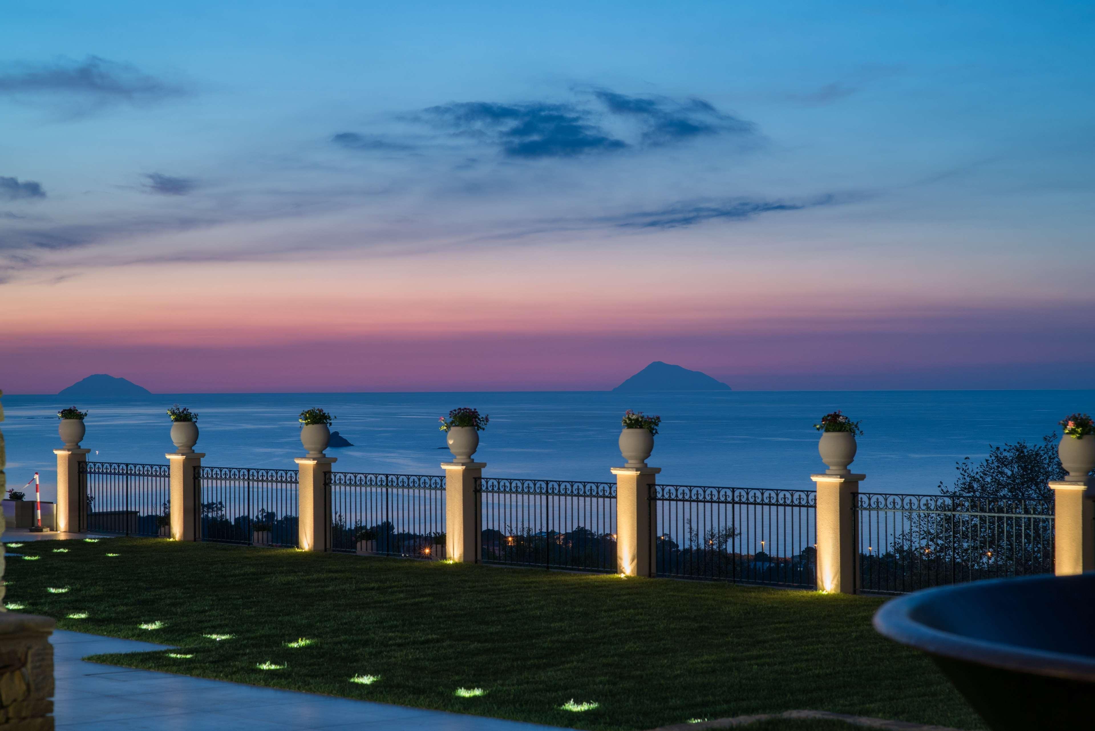 Best Western Plus Hotel Terre Di Eolo Patti Exterior photo