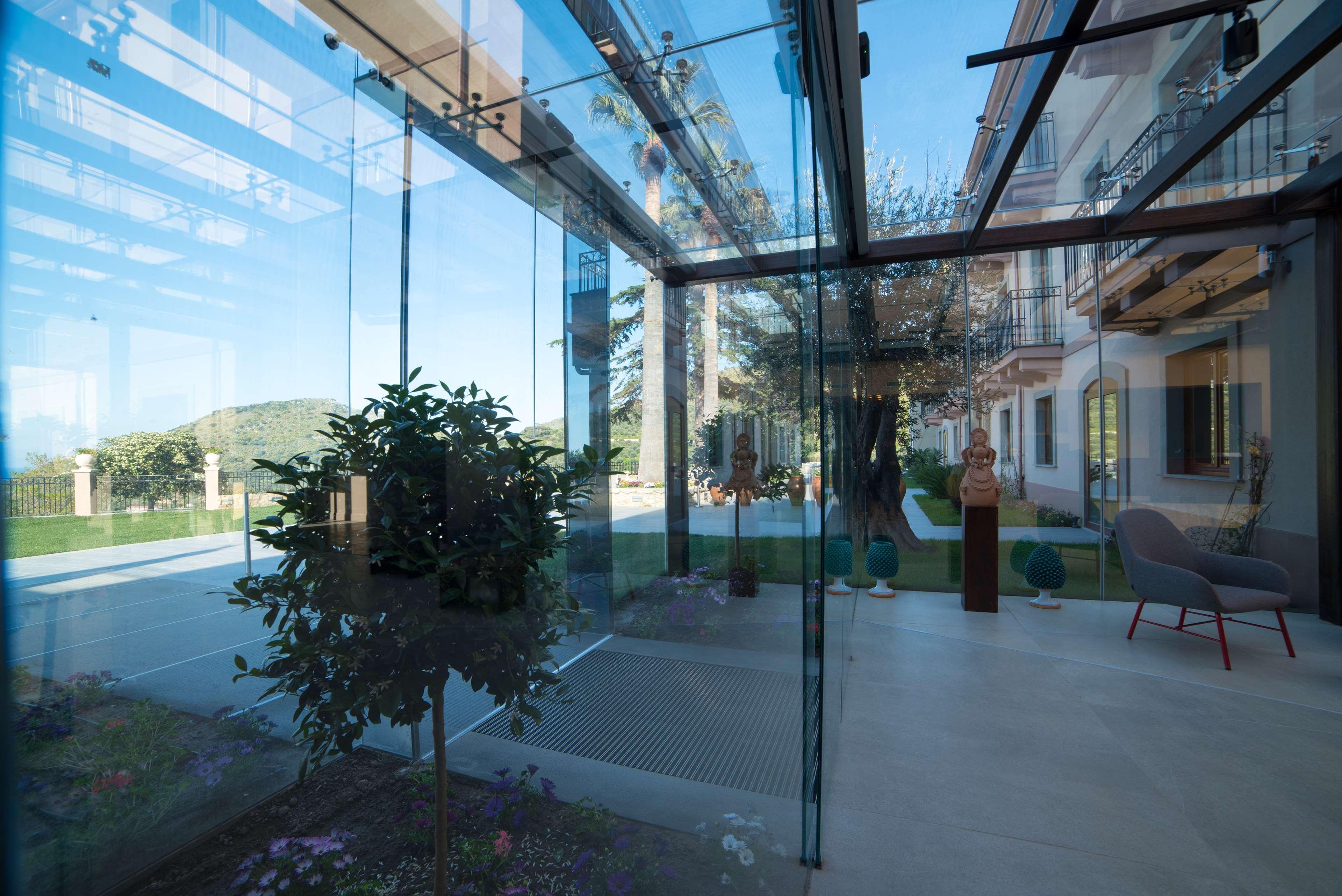 Best Western Plus Hotel Terre Di Eolo Patti Exterior photo