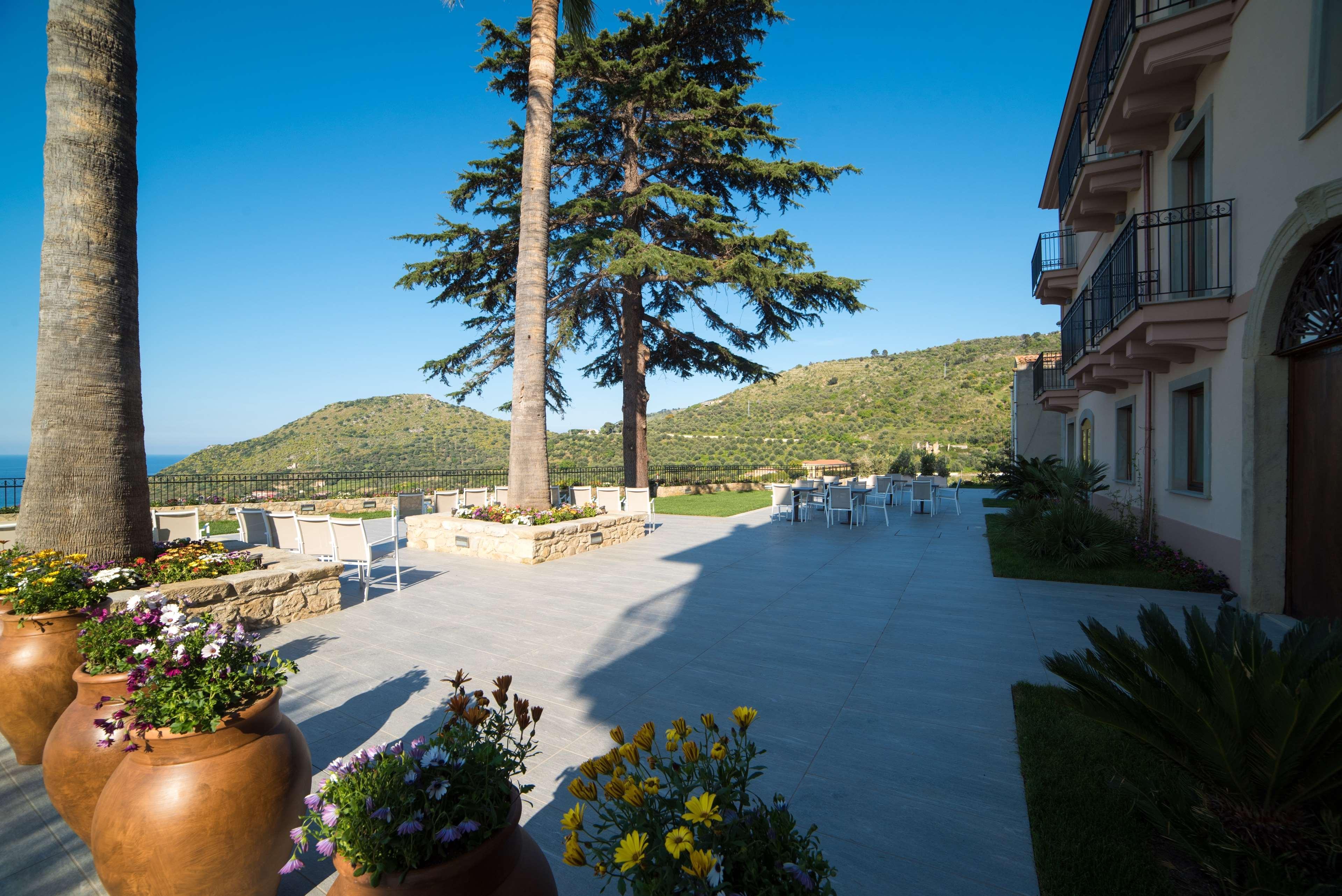 Best Western Plus Hotel Terre Di Eolo Patti Exterior photo